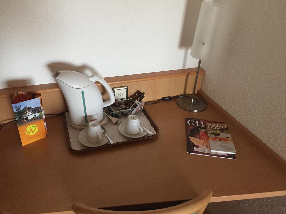 Hôtel Gasthaus Waldheim à Bremgarten Chambre photo