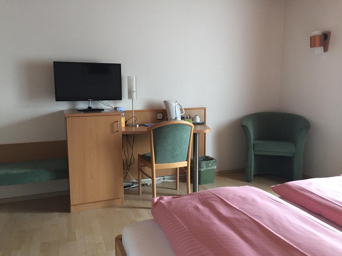 Hôtel Gasthaus Waldheim à Bremgarten Chambre photo